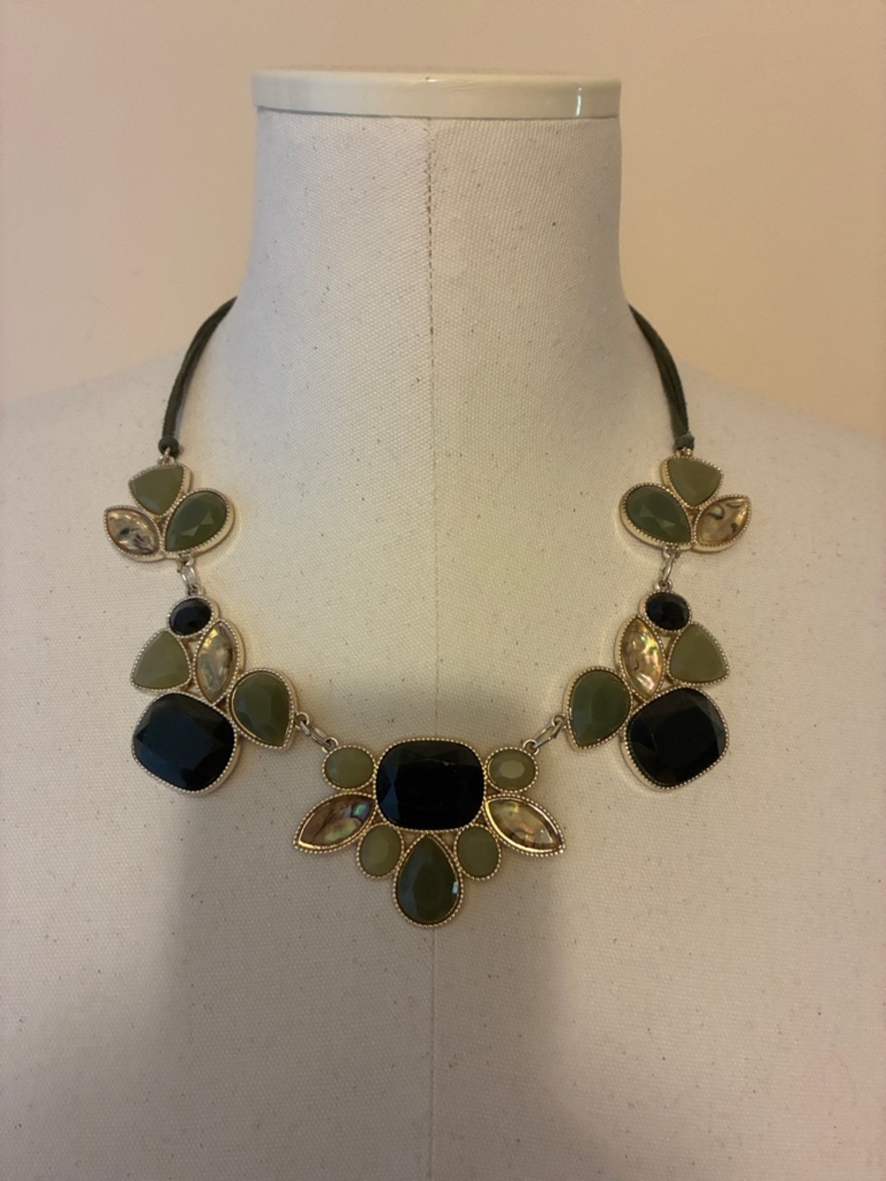 Statement dark green and Olive Stone Necklace - Women Jewelry